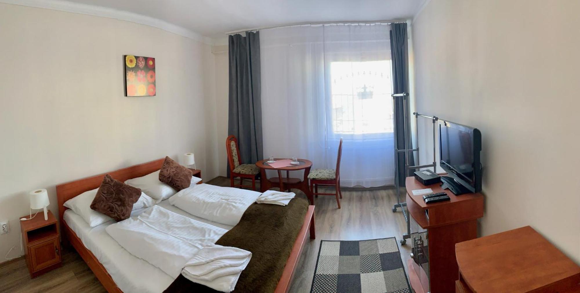Aranykorona Hotel Miskolc Luaran gambar