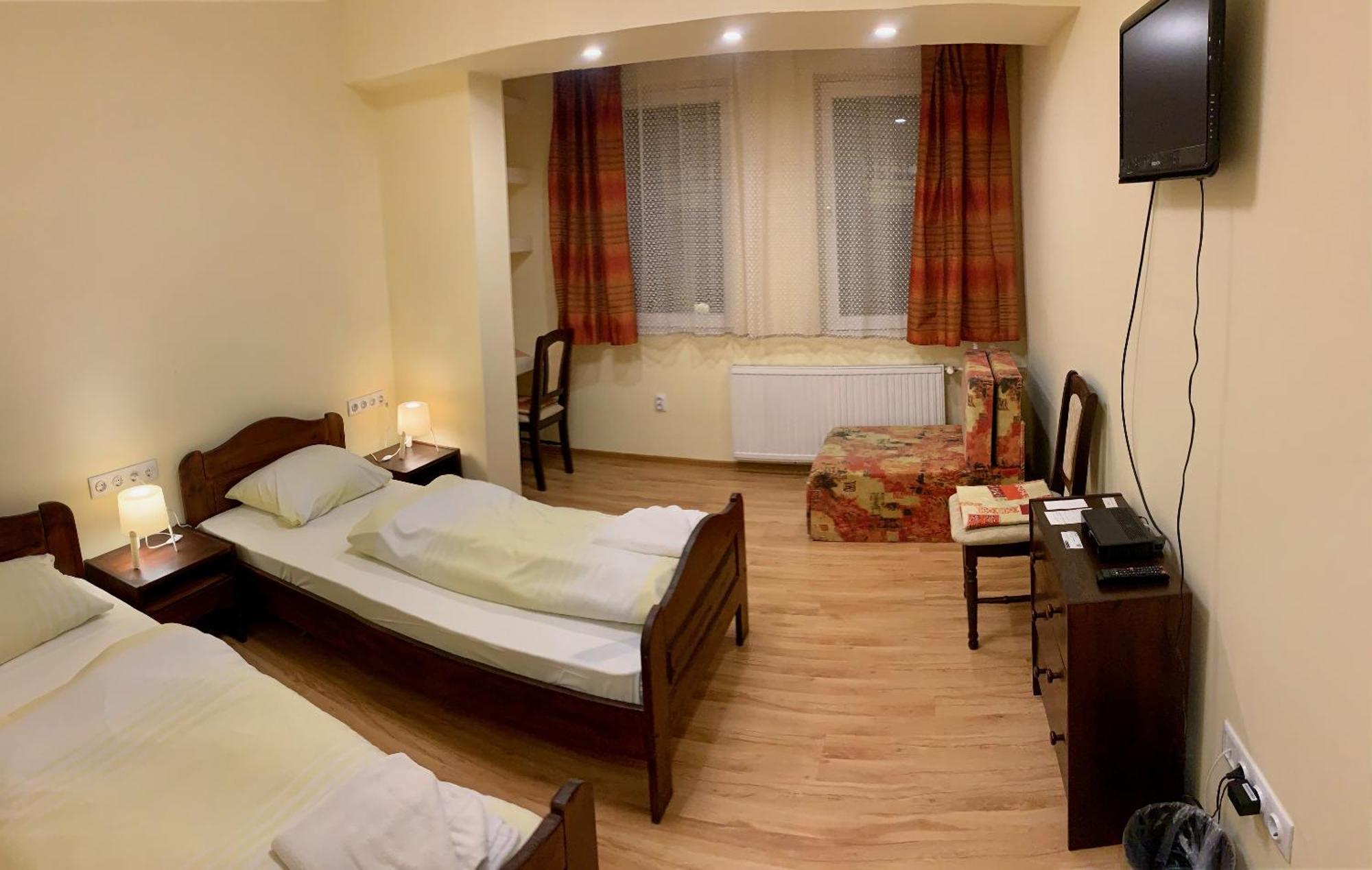 Aranykorona Hotel Miskolc Luaran gambar