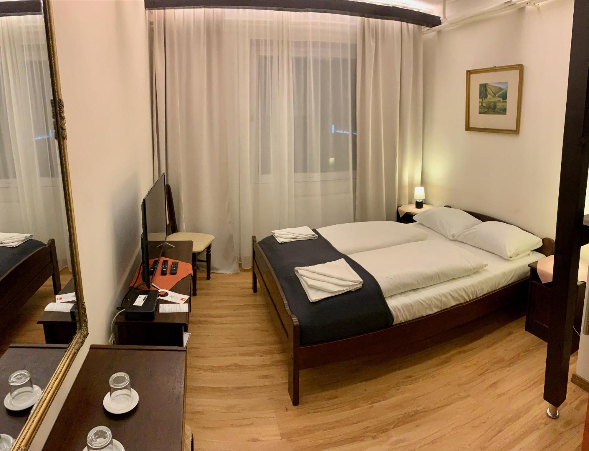 Aranykorona Hotel Miskolc Luaran gambar